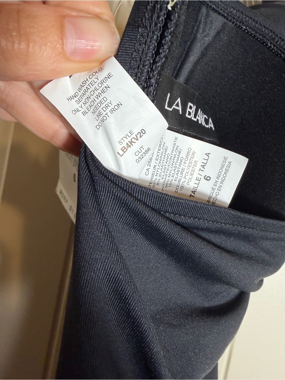 La Blanca Black Strapless Ruched One-Piece Swimsuit NWT - Picture 7 of 7